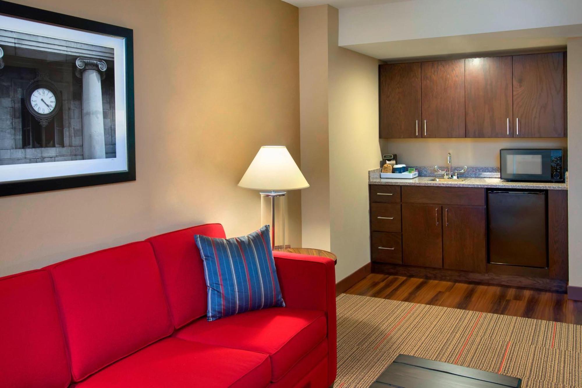 Four Points By Sheraton Charleston Exterior photo